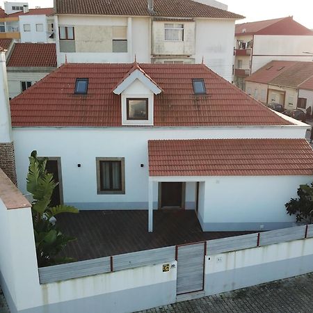 Surfsoul Guesthouse - Bed And Breakfast Peniche Eksteriør bilde