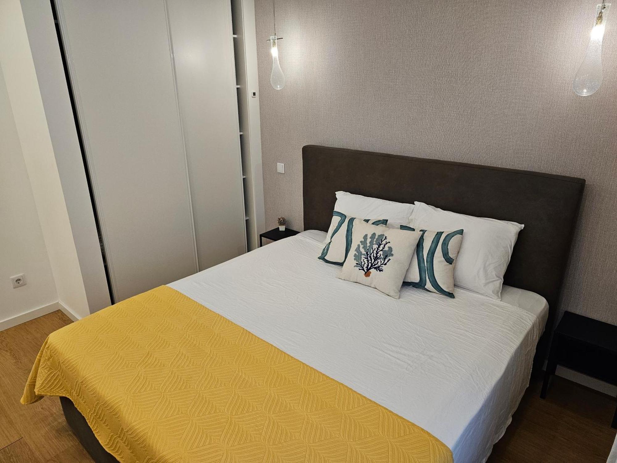 Surfsoul Guesthouse - Bed And Breakfast Peniche Eksteriør bilde