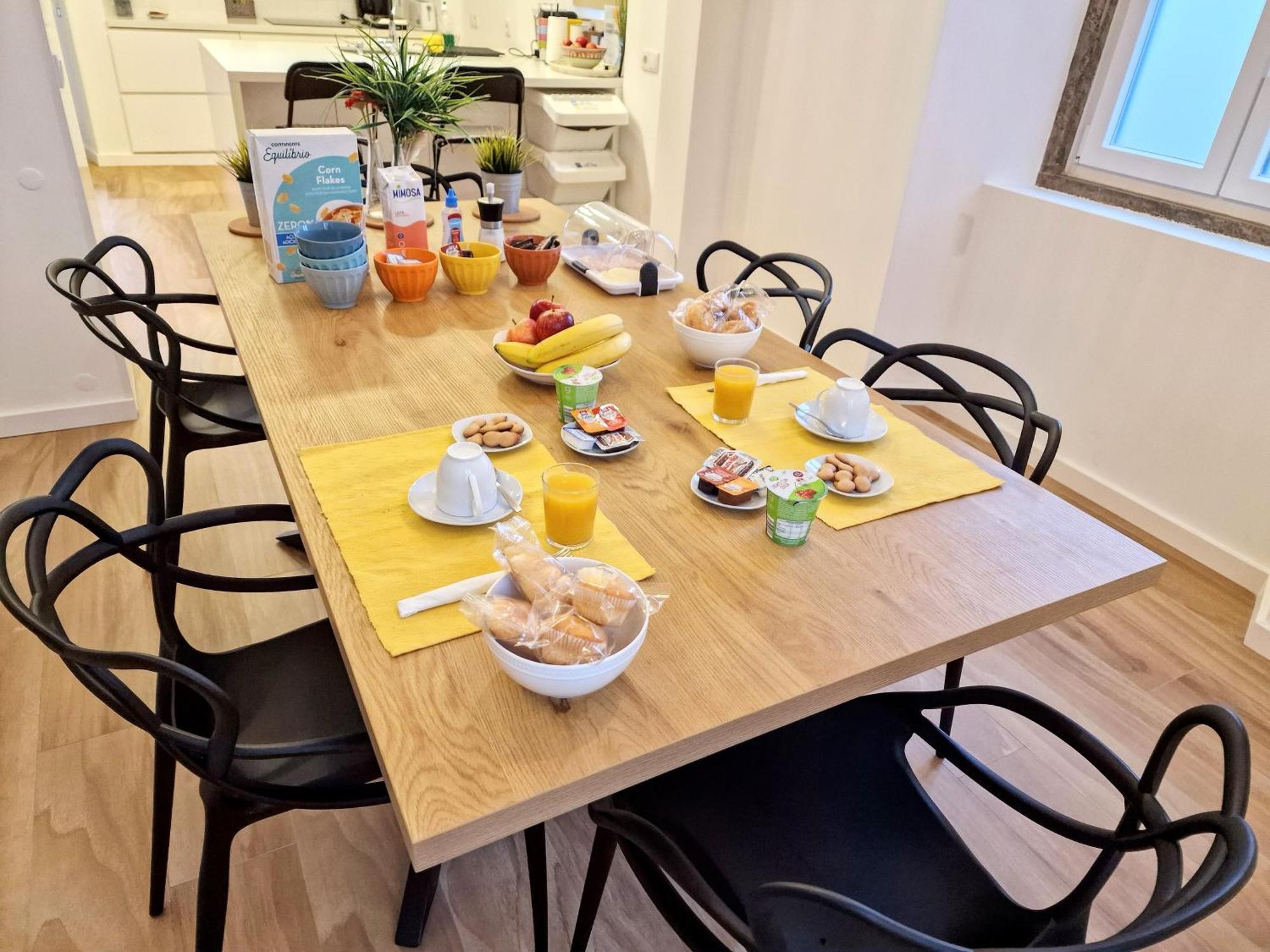 Surfsoul Guesthouse - Bed And Breakfast Peniche Eksteriør bilde